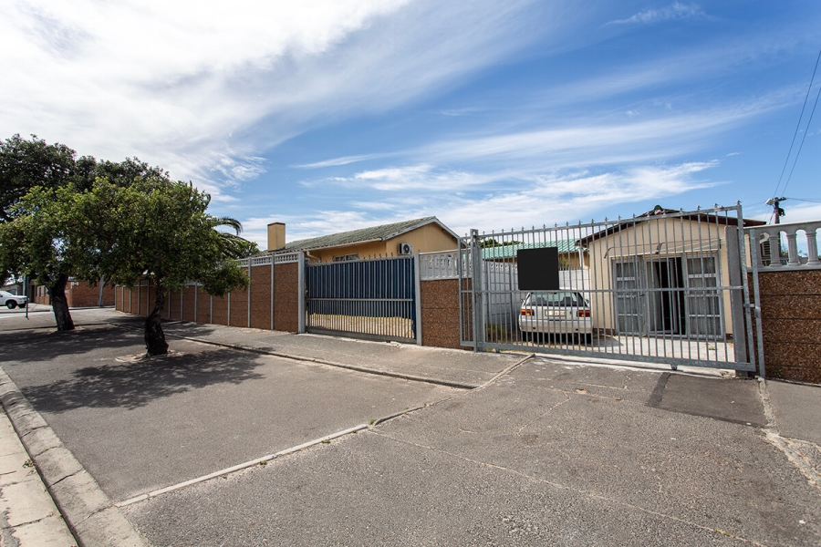 3 Bedroom Property for Sale in Townsend Estate Western Cape